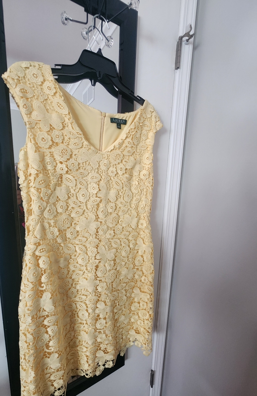Lauren Ralph Lauren Yellow Lace V-Neck Dress
